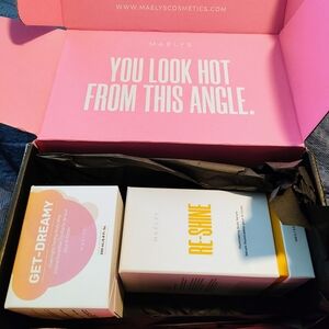 MAËLYS Skincare Set with Pink and Yellow Packaging